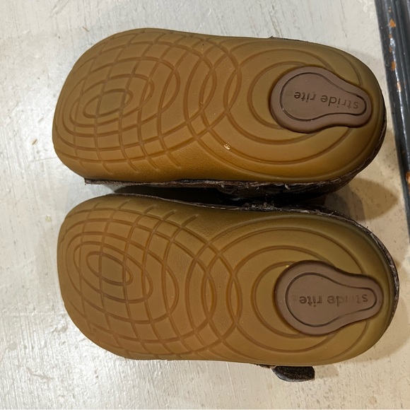Brown Stride Rite Sandals - Picture 3 of 3